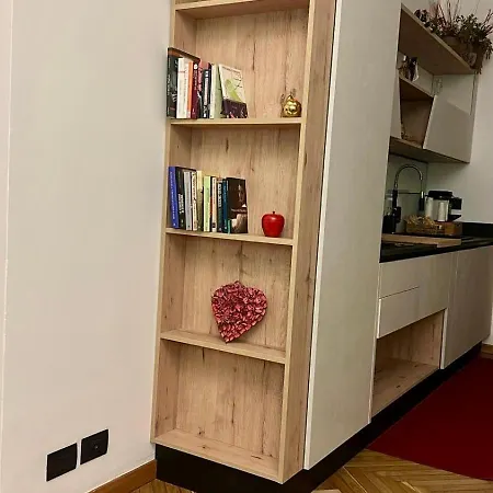 Regina Di Cuori Lägenhet Milano